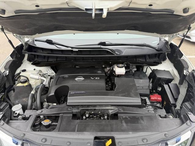 Photo of 2020 Pearl White Tricoat Nissan Murano