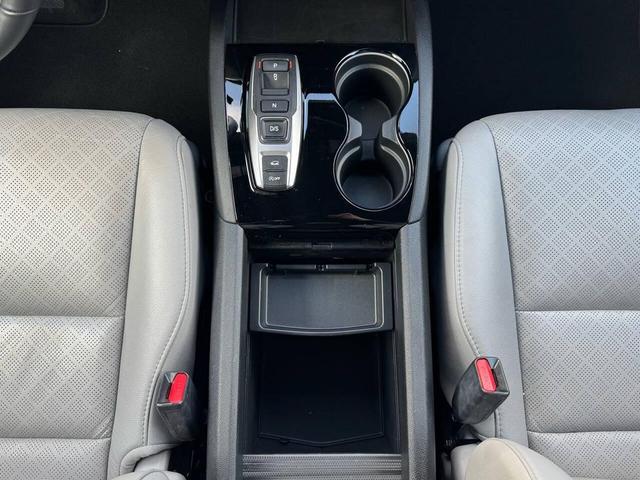 Photo of 2021 Gray Honda Passport
