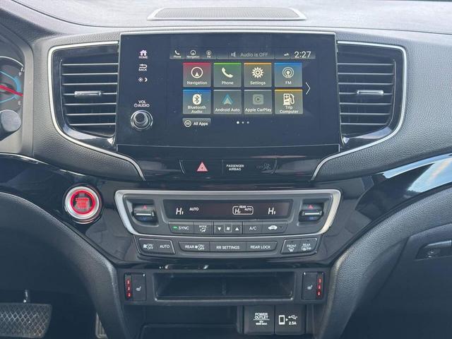 Photo of 2021 Gray Honda Passport