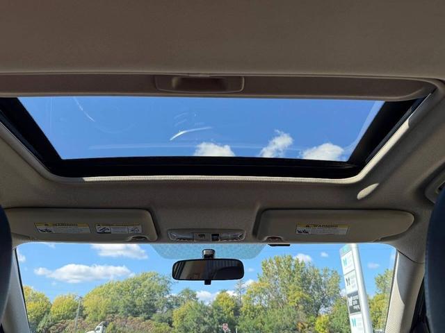 Photo of 2016 Mercury Gray Metallic Mitsubishi Outlander