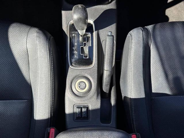 Photo of 2016 Mercury Gray Metallic Mitsubishi Outlander