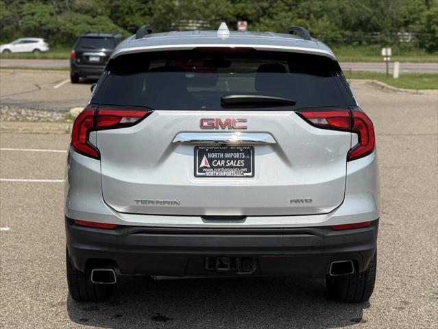 Photo of 2018 Quicksilver Metallic GMC Terrain