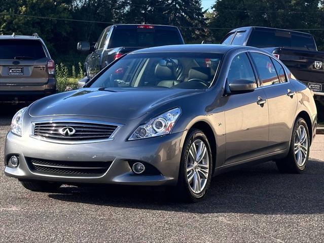 2015 Infiniti Q40