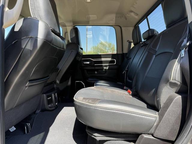 Photo of 2019 Granite Crystal Metallic Clearcoat RAM 2500