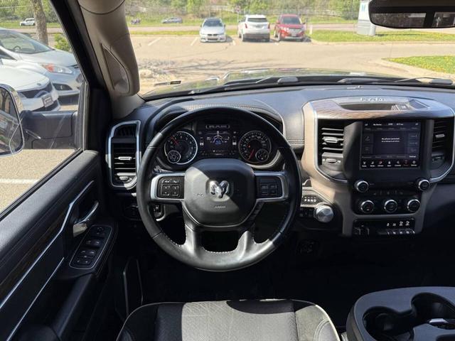 Photo of 2019 Granite Crystal Metallic Clearcoat RAM 2500
