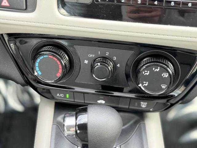 Photo of 2022 Lunar Silver Metallic Honda HR-V