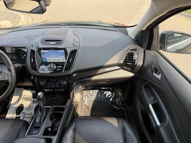 Photo of 2017 Shadow Black Ford Escape