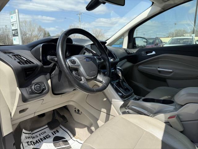 Photo of 2014 Turquoise Ford C-Max Hybrid