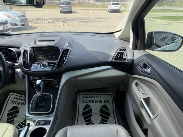 Photo of 2014 Turquoise Ford C-Max Hybrid