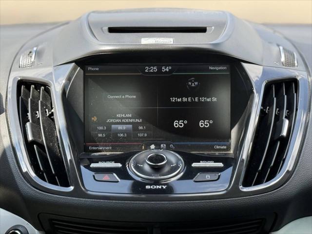 Photo of 2014 Turquoise Ford C-Max Hybrid