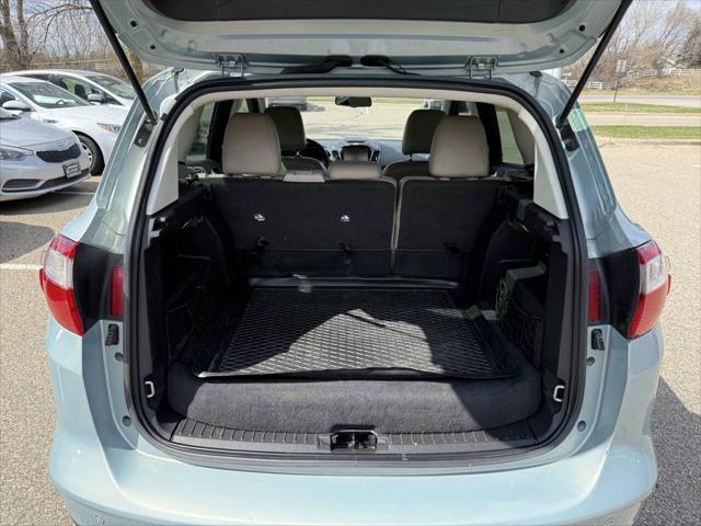 Photo of 2014 Turquoise Ford C-Max Hybrid