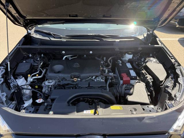 Photo of 2022 Midnight Black Metallic Toyota RAV4