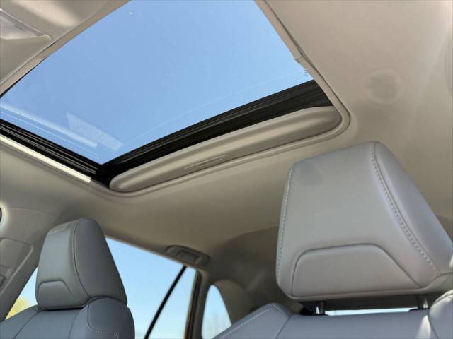 Photo of 2022 Midnight Black Metallic Toyota RAV4