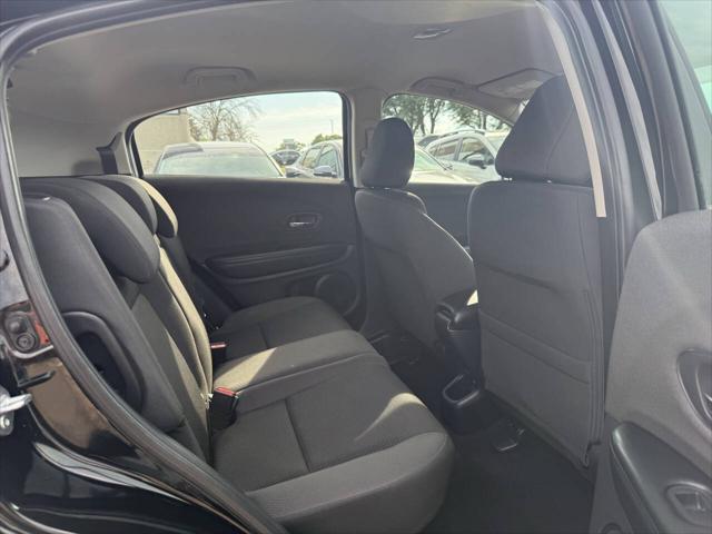 Photo of 2022 Crystal Black Pearl Honda HR-V