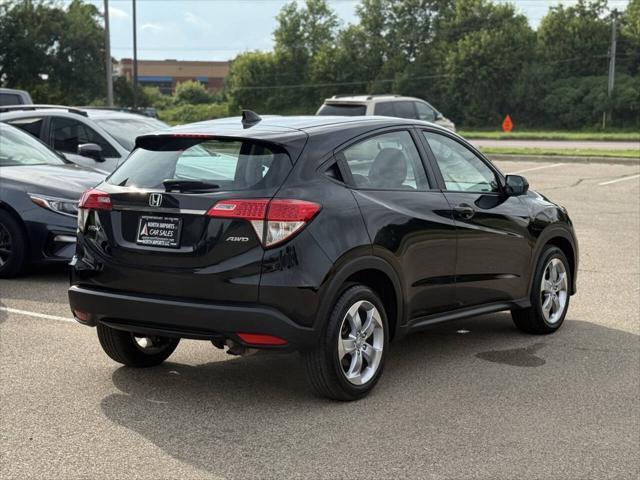 Photo of 2022 Crystal Black Pearl Honda HR-V
