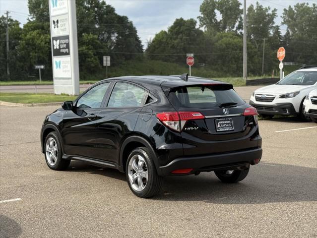 Photo of 2022 Crystal Black Pearl Honda HR-V