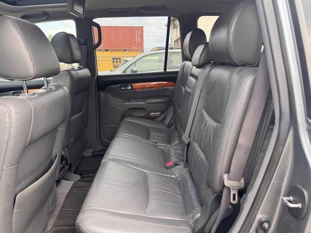 Photo of 2004 Ash Blue Mica Lexus GX 470