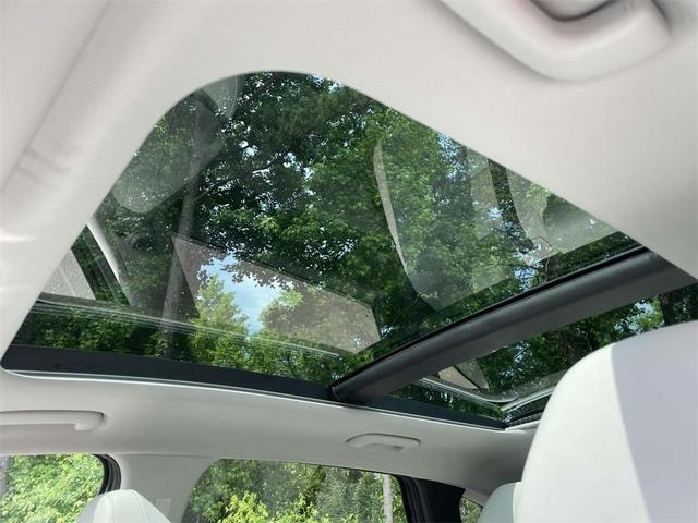 Photo of 2025 Titanium Gray Hyundai TUCSON Hybrid