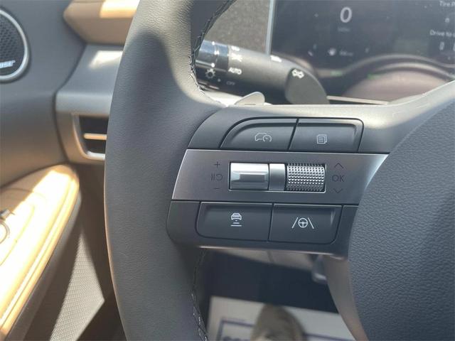 Photo of 2025 Black Hyundai SONATA Hybrid