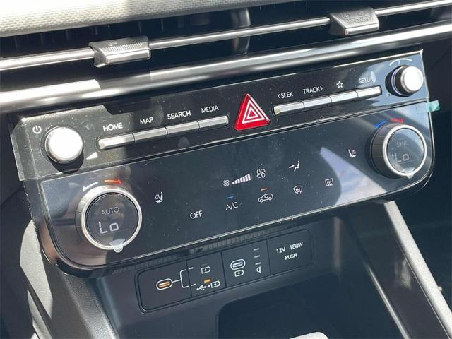 Photo of 2025 Shimmering Silver Hyundai TUCSON