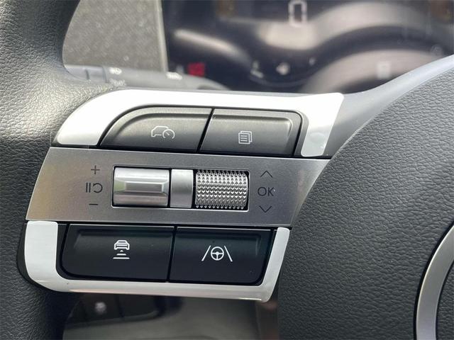 Photo of 2025 Shimmering Silver Hyundai TUCSON