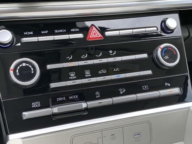 Photo of 2025 Phantom Black Hyundai SANTA FE