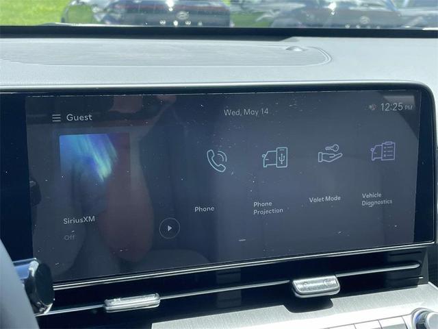 Photo of 2025 Gray Pearl Hyundai KONA