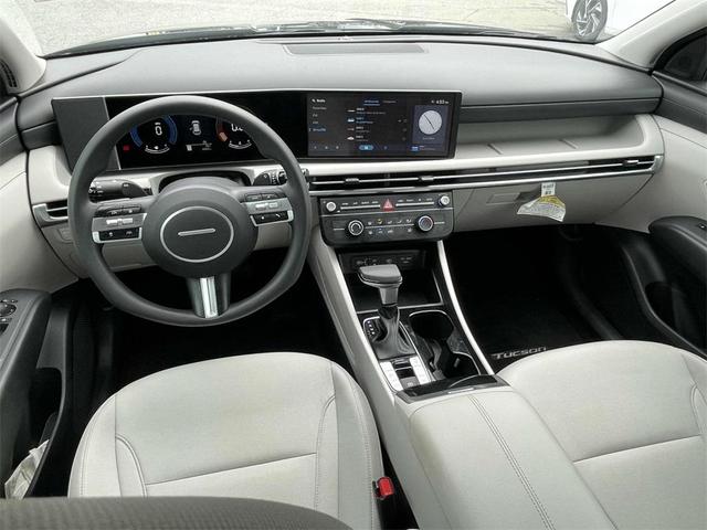 Photo of 2025 Phantom Black Hyundai TUCSON
