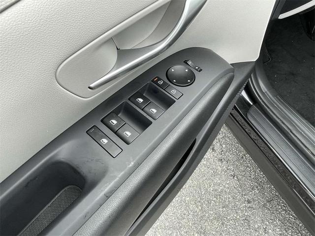 Photo of 2025 Phantom Black Hyundai TUCSON
