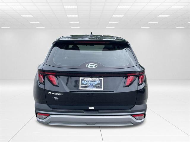 Photo of 2025 Phantom Black Hyundai TUCSON