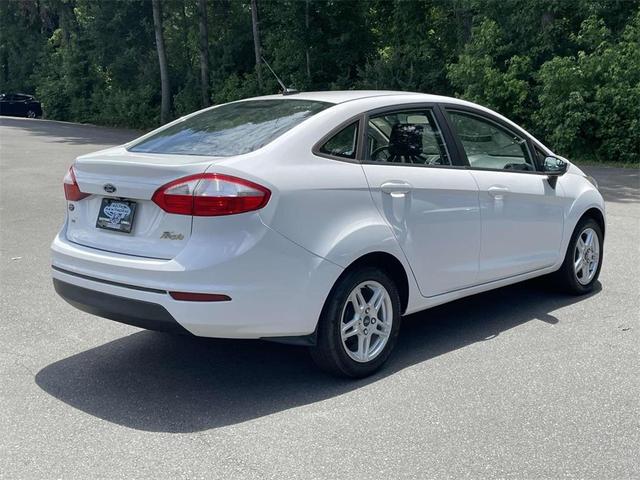 Photo of 2019 Oxford White Ford Fiesta