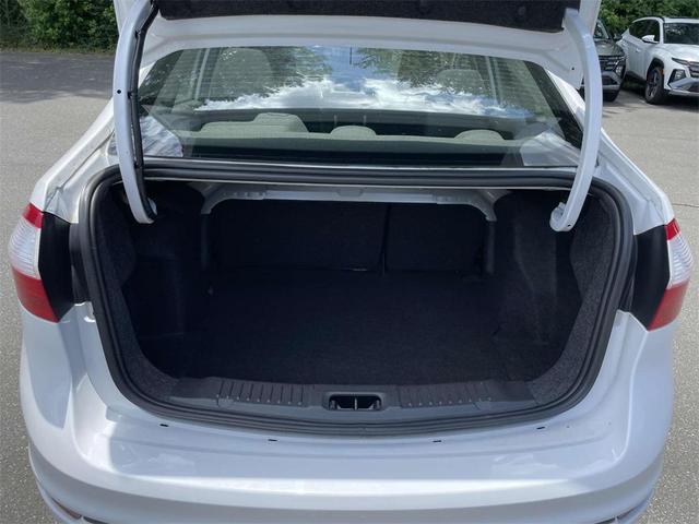 Photo of 2019 Oxford White Ford Fiesta