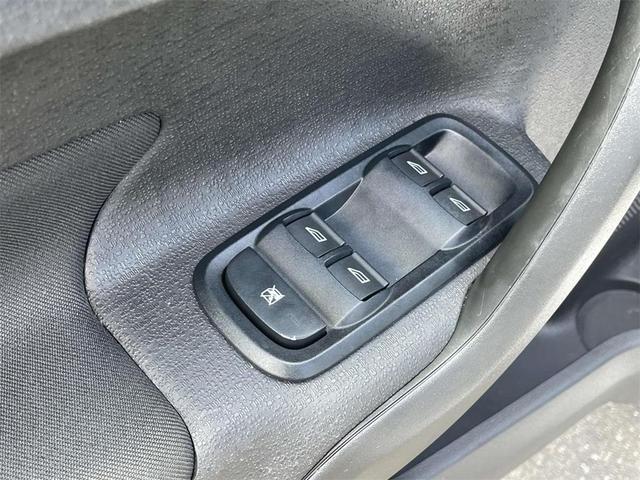 Photo of 2019 Oxford White Ford Fiesta
