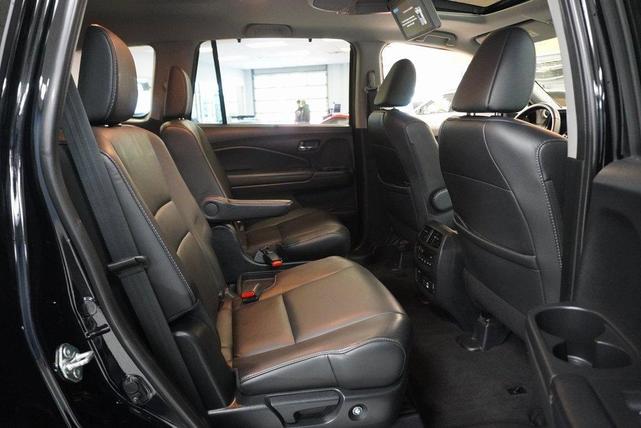 Photo of 2019 Black Honda Pilot
