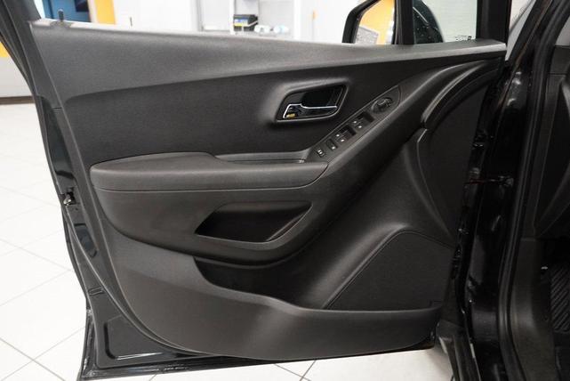 Photo of 2019 Mosaic Black Metallic Chevrolet Trax