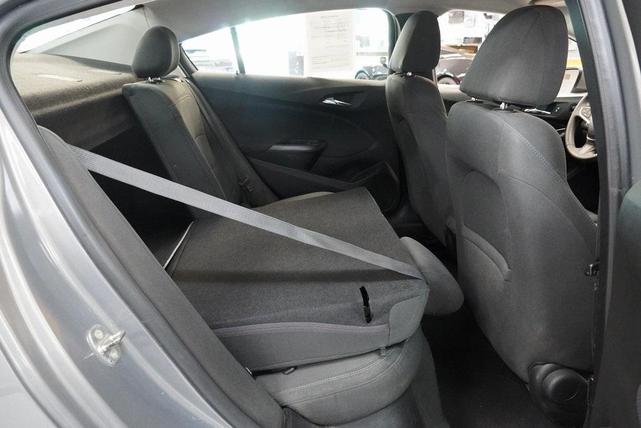 Photo of 2018 Pepperdust Metallic Chevrolet Cruze