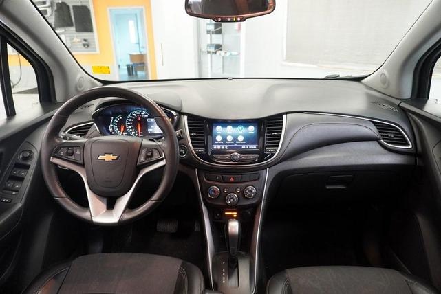 Photo of 2020 Summit White Chevrolet Trax