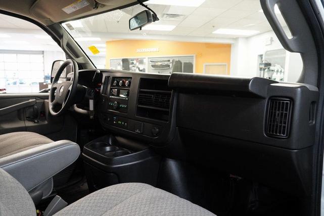 Photo of 2022 Summit White Chevrolet Express 3500