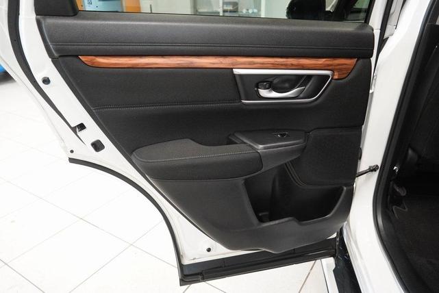 Photo of 2020 Platinum White Pearl Honda CR-V
