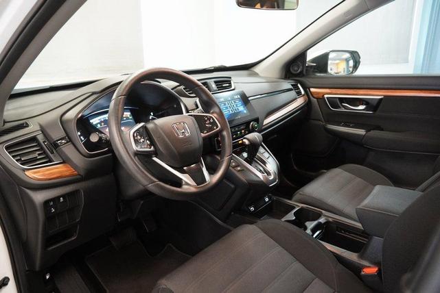 Photo of 2020 Platinum White Pearl Honda CR-V