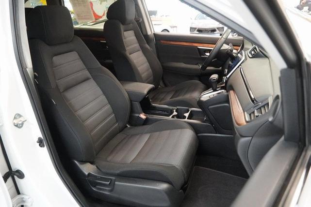 Photo of 2020 Platinum White Pearl Honda CR-V