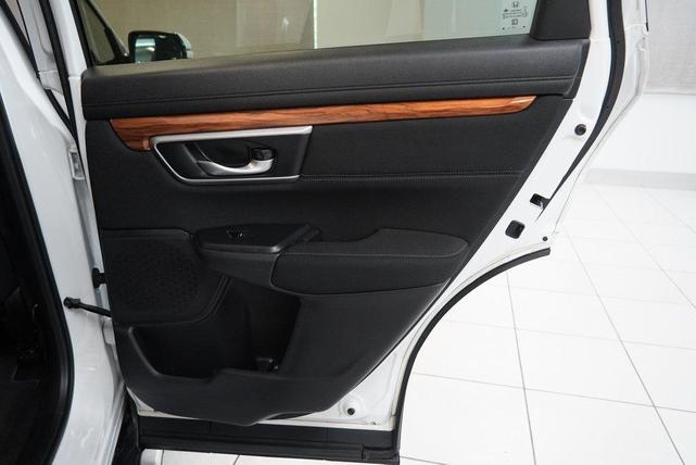Photo of 2020 Platinum White Pearl Honda CR-V