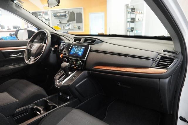 Photo of 2020 Platinum White Pearl Honda CR-V