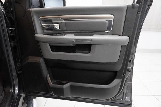 Photo of 2018 Granite Crystal Clearcoat Metallic RAM 1500