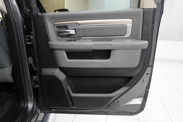 Photo of 2018 Granite Crystal Clearcoat Metallic RAM 1500