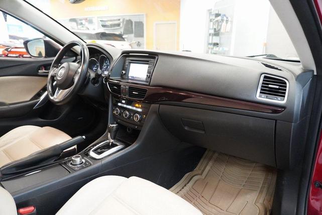 Photo of 2014 Soul Red Metallic Mazda Mazda6