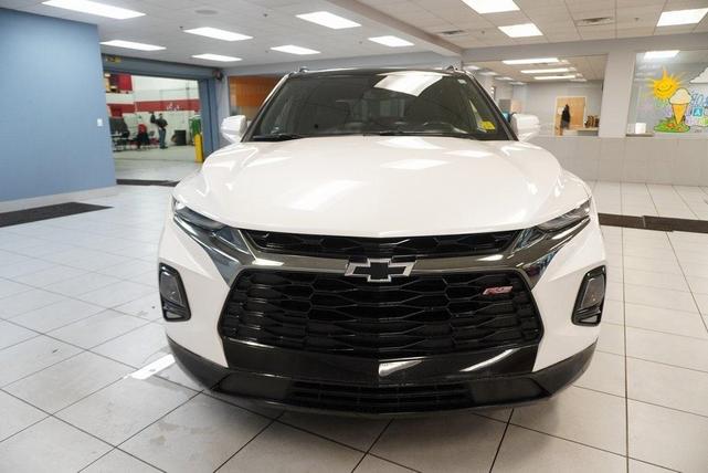 Photo of 2022 Iridescent Pearl Tricoat Chevrolet Blazer