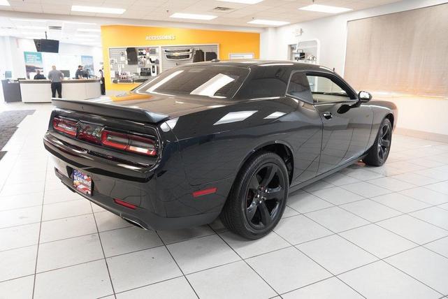 Photo of 2016 Pitch Black Clearcoat Dodge Challenger
