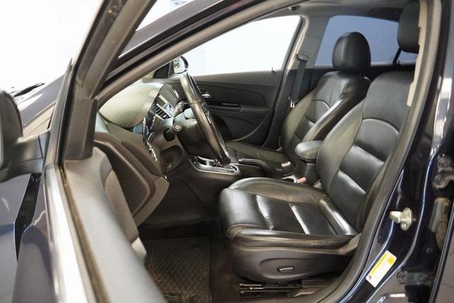 Photo of 2014 Blue Ray Metallic Chevrolet Cruze