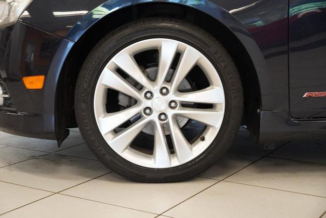 Photo of 2014 Blue Ray Metallic Chevrolet Cruze